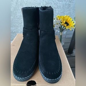 Women’s boots  size 10